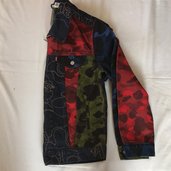 ๐HP๐Leviโs x Bape Trucker Jean Jacket Patchwork - Picture 10 of 16